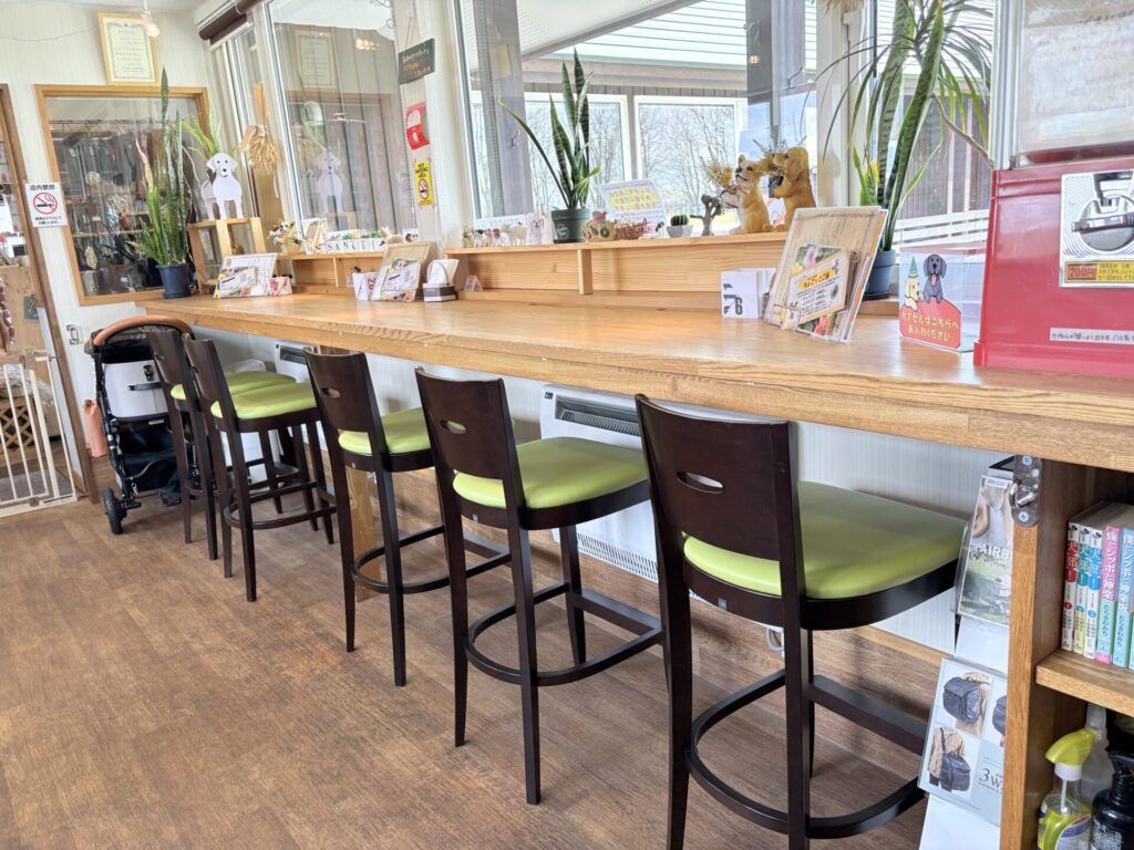 鹿肉レストラン 山恵 ドッグカフェ 雰囲気