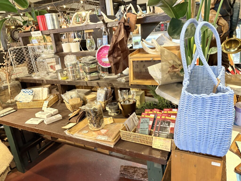 old farm(オールドファーム)店内 北海道旭川市