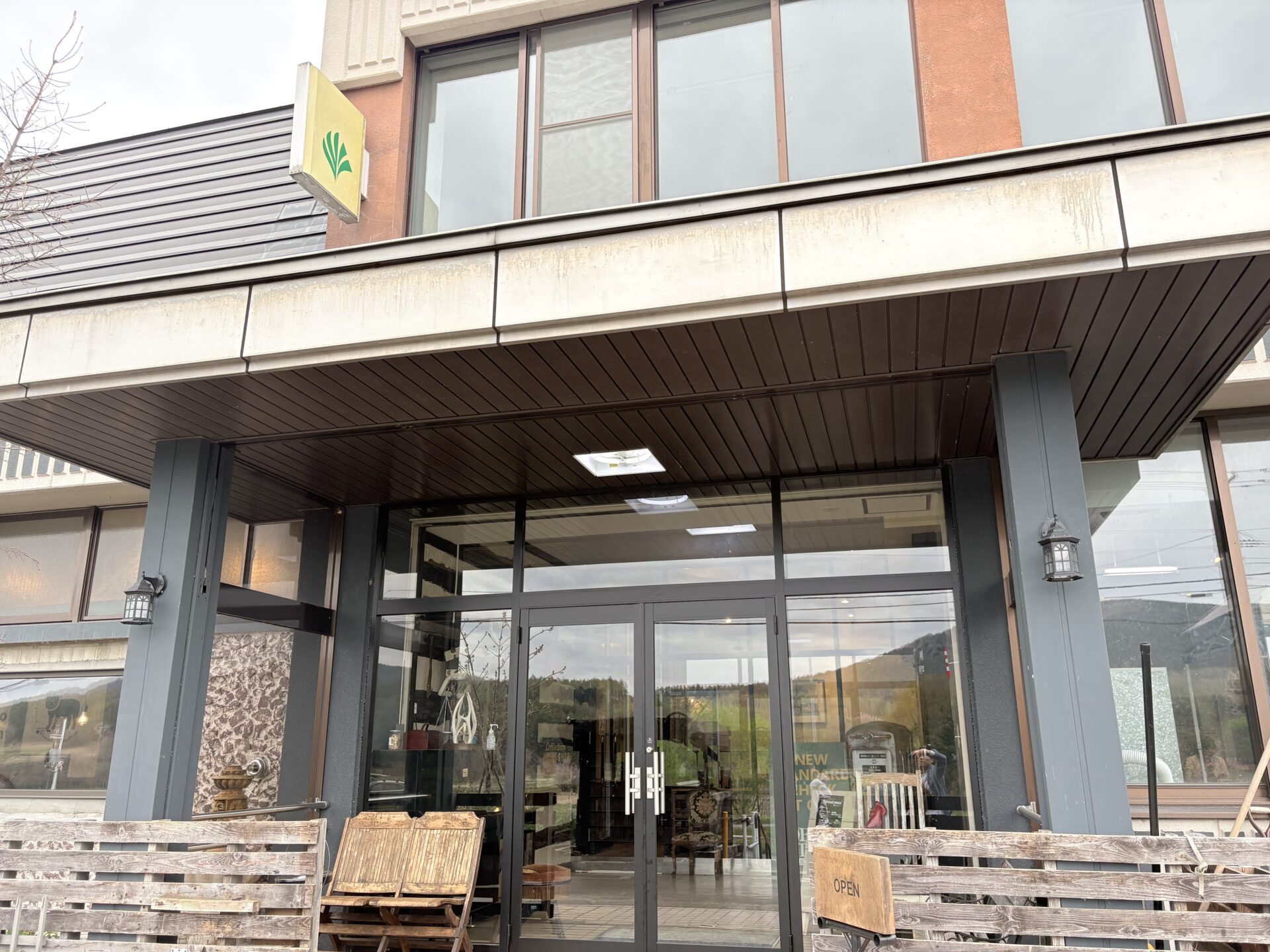 old farm（オールドファーム）外観