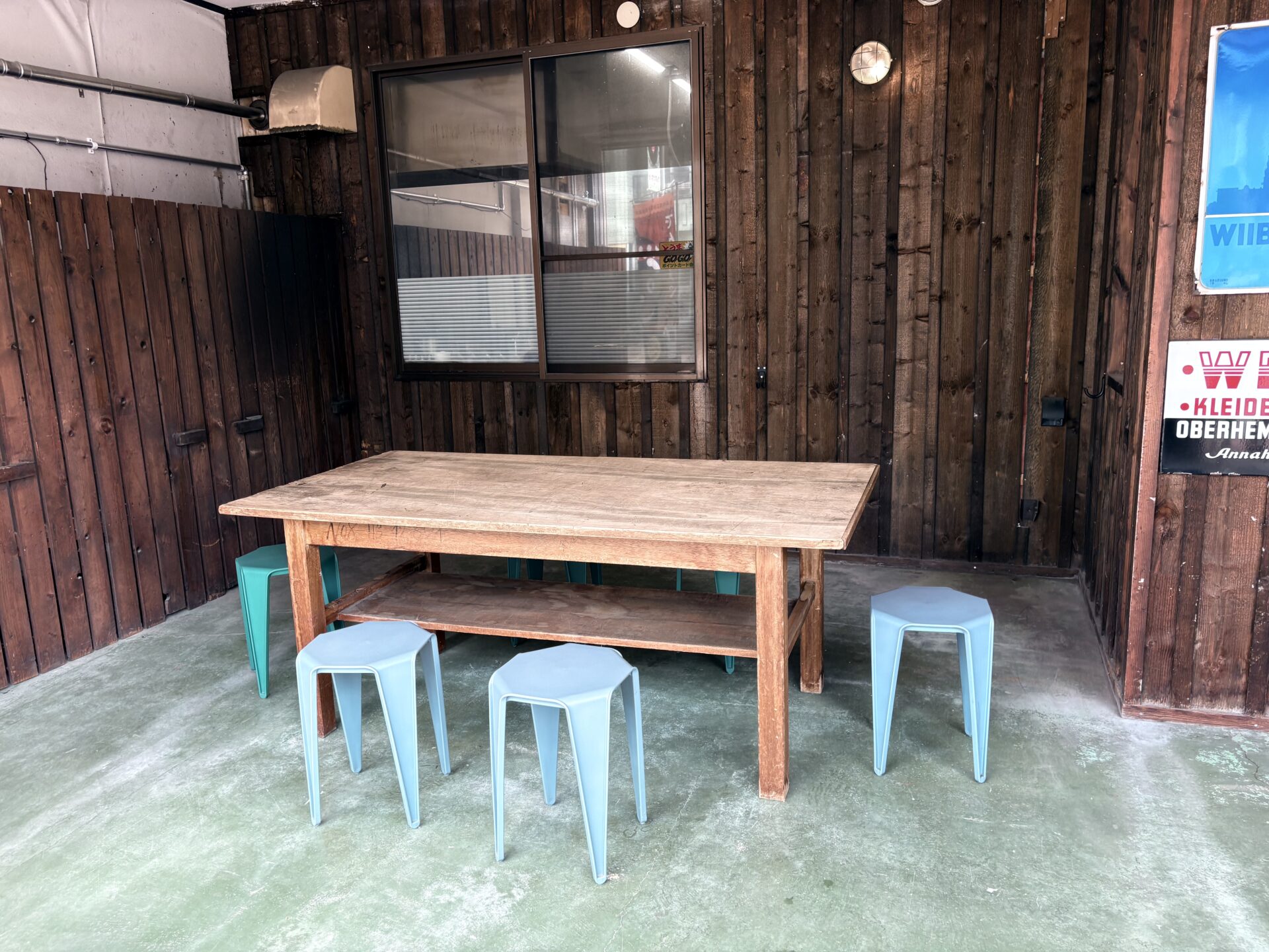 スヌスカフェイースト テラス席