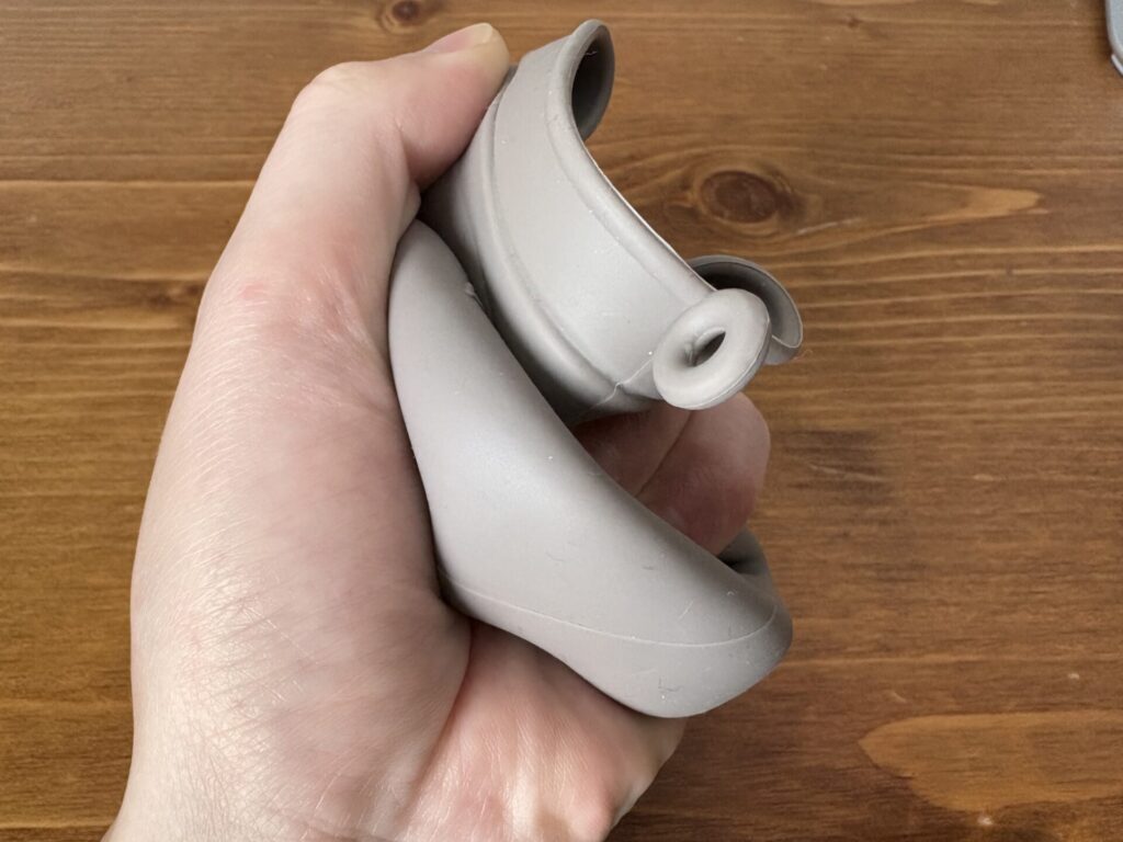 犬用足洗いカップ「ジャブラ」